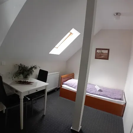 Gemuetliches Haus Mit Drei Schlafzimmern Apartman